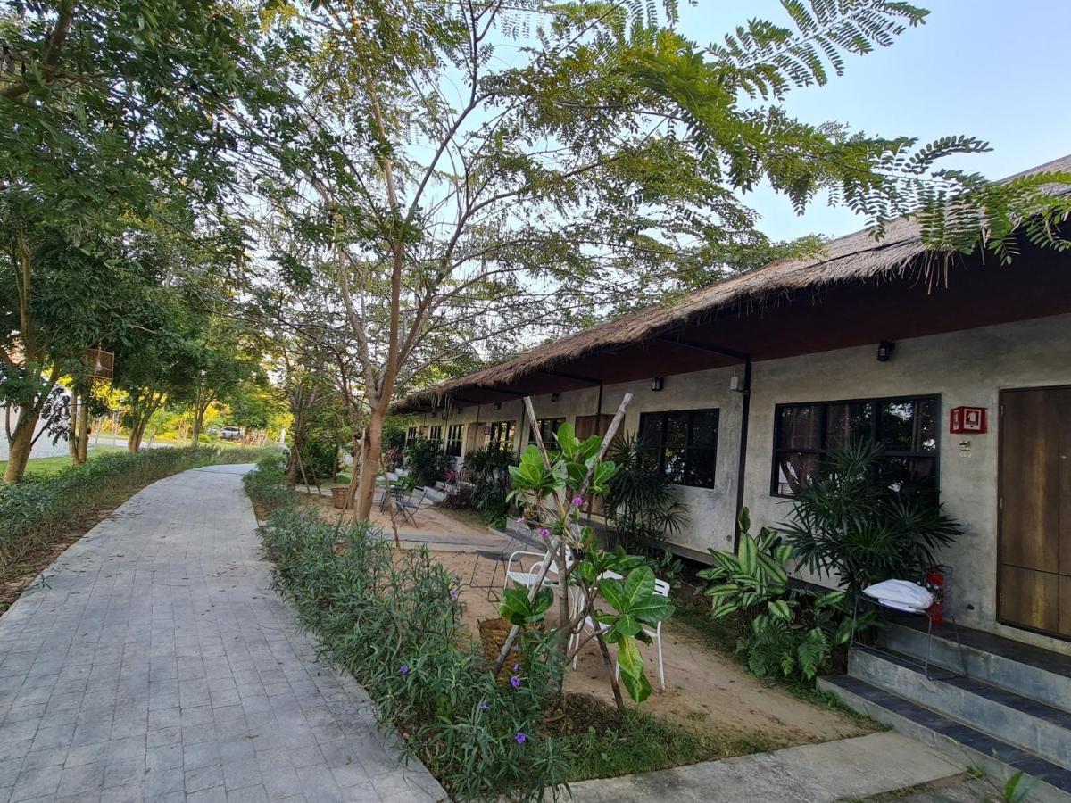 Naga Tara Boutique Resort Phayao Exterior foto